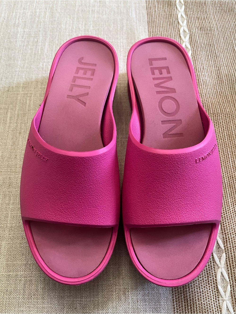 LEMON JELLY Women's Hot Pink Slide Mules- Size 39